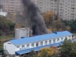  Малярный цех вспыхнул в Краснодаре 