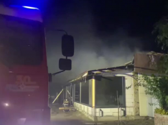 Уволенный за прогулы и алкоголь сотрудник со злости поджег крупный цех в Краснодарском крае 
