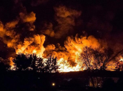 Пожар в Сочи уничтожил полностью местный коктейль-бар 