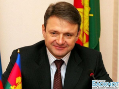 Александр Ткачев заработал за 2013 год около двух миллионов рублей