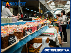 В Краснодаре показали цены на куличи перед Пасхой