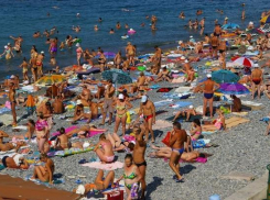 К началу купального сезона в Сочи подготовят 180 пляжей