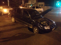 На улицах Краснодара появилась огромная яма