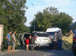  В лобовом столкновении с грузовиком в Новороссийске пострадал ребенок 