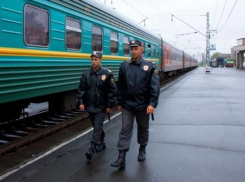 В Сочи на праздниках задержали 13 подростков, гуляющих по железнодорожным путям