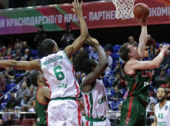  «Локомотив-Кубань» после победы сравнялся с УНИКСом в четвертьфинальной серии игр 