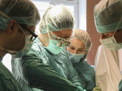 В Краснодарской краевой больнице №1 провели 8-тысячную операцию на детском сердце