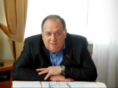 ЕР и СК Кубани второй день не могут прокомментировать информацию об обысках у депутата ЗСК Николая Кравченко