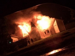 В Горячем Ключе сгорело офисное здание 