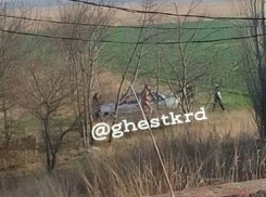 В Краснодаре голый извращенец удовлетворял себя на глазах детей 