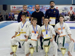 Юные каратисты из Краснодарского края завоевали 5 медалей на первенстве России