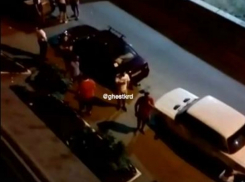 Ночные разборки толпы в Краснодаре попали на видео