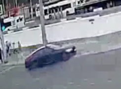 Краснодарка чудом спаслась от «Ягуара»