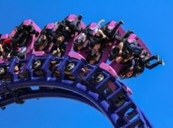 Более 30 человек застряли на аттракционе в «Сочи-парке»