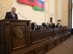 380,5 млрд рублей доходов и 437 млрд рублей расходов