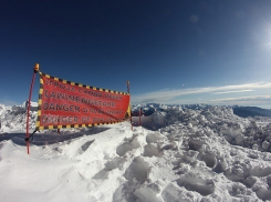 В Сочи лавина снесла дом, в котором находились два человека 