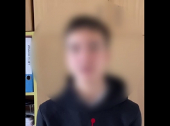 Подросток на камеру оскорблял сверстников другой национальности в Краснодарском крае