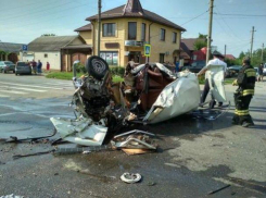 Водитель погиб после ДТП с двумя КамАЗами в Адыгее 