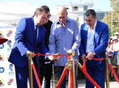 Аллею звезд «Новой волны» и барельеф конкурса заложили в Сочи