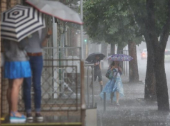  Краснодарцев вновь предупредили о надвигающейся непогоде 