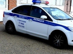 Двое мужчин ограбили краснодарский автоломбард