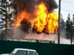 На Кубани пьяный мужчина пытался сжечь свою бывшую жену и маленькую дочь