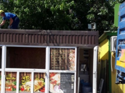  Мэрия побеждает: три незаконных ларька уберут в Краснодаре 