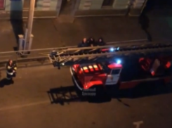 Спасатели эвакуировали людей с террасы краснодарского ресторана 