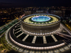 Красивые девушки и совершенный стадион: ФК «Краснодар» снял завораживающее видео 