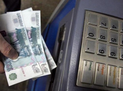 В Краснодаре пенсионерка стала жертвой вора из-за своей же доверчивости