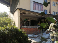 В Туапсинском районе из-за взрыва газа в жилом доме пострадала 93-летняя женщина