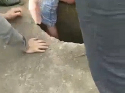 Под Краснодаром ребенок провалился в трехметровый колодец