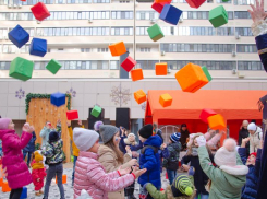 Дед Мороз и Снегурочка устроили праздник для ЖК «Центральный» 