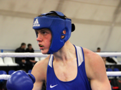 «Меня били постоянно»: 17-летний краснодарец выиграл краевой турнир по боксу