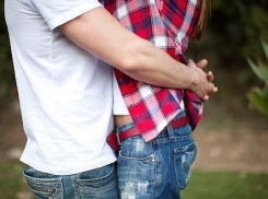 В Сочи 28-летний парень и его девушка потерялись в лесу