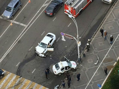  В серьезной аварии в центре Краснодара пострадали два человека 