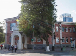 Высотка с вертолетной площадкой или музей — что будет на месте первой больницы Краснодара 