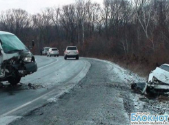 В ДТП в Геленджике пострадали двое