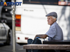 В мае в Краснодарском крае изменили график выдачи пенсий и соцвыплат