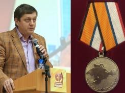 Главный редактор сети «Блокнот» Олег Пахолков награжден медалью «За возвращение Крыма»