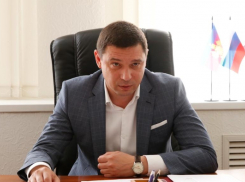 Мэр Краснодара запретил городским чиновникам много работать