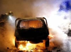 В Тимашевске осудили мужчину, который из-за ревности сжег две машины