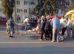 В Новороссийске разбился 26-летний водитель мопеда