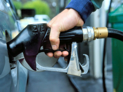 На Кубани в 2018 году дважды подорожает бензин