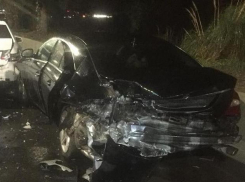 Подробности массового ДТП в Сочи: «Мерседесы» стояли на обочине