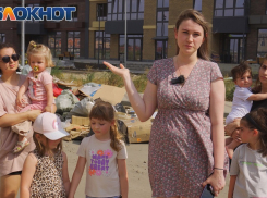 «Нам приходится жить в страхе»: краснодарцы полгода тонут в мусоре и просят вернуть им горячую воду