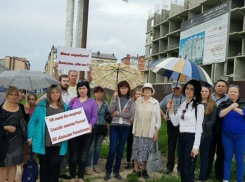  Обманутые дольщики ЖК «Большая Российская» рассказали, что застройщик растратил их деньги 