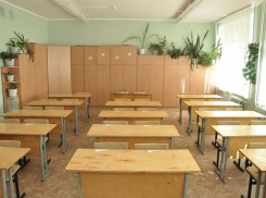 Социальный педагог кубанской школы, где произошло ЧП, уволен, а больничный директора проверят