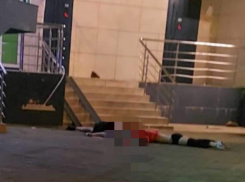 Влюбленная пара подростков сорвалась с высотки в Краснодаре