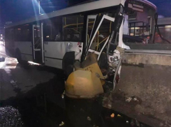 Девять человек пострадали в ДТП с рейсовым автобусом в Сочи